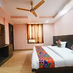 Fabhotel Moon Light Near Yashobhoomi Convention Centre